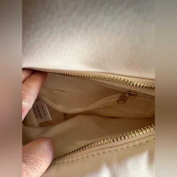 Melie Bianco Chic Cream Bag - Picture 4 of 9